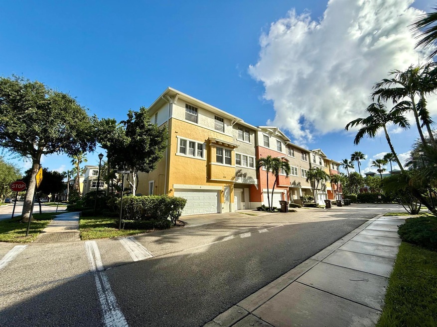 690 Amador Ln unit 1538, West Palm Beach, FL 33401 - photo 1