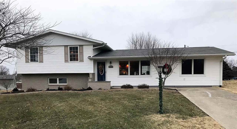 100 Cherry St, Loogootee, IN 47553 - photo 1