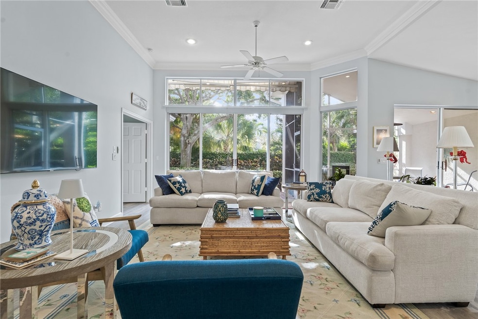 294 S Peppertree Dr, Vero Beach, FL 32963 - photo 1