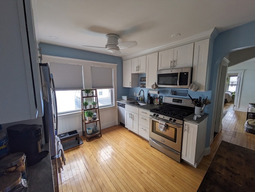 11 Woods Ave unit 2, Somerville, MA 02144 - photo 1