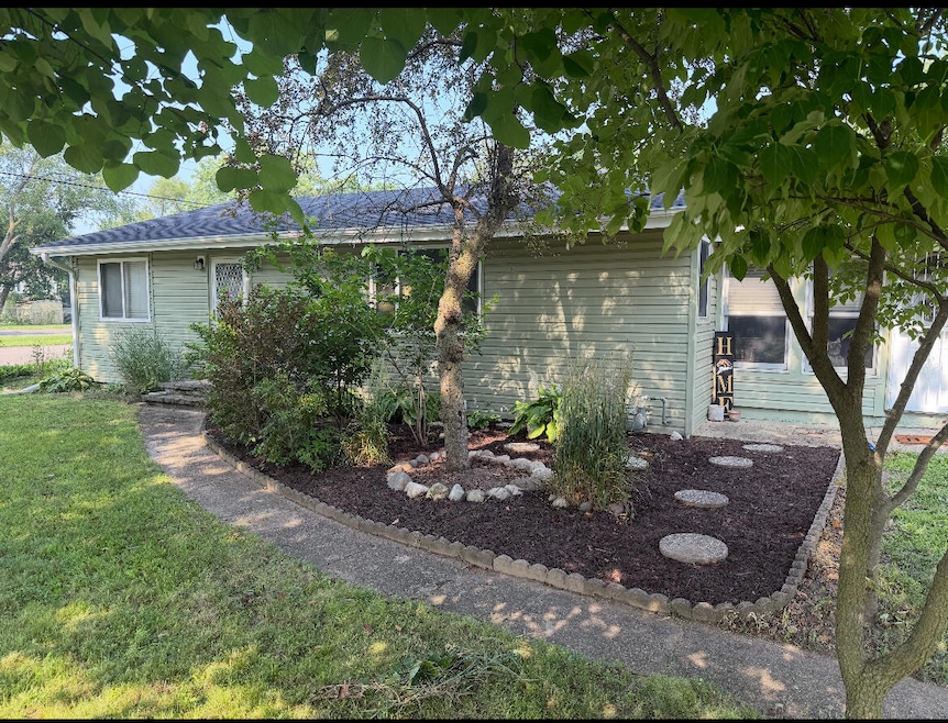 For Sale $219,900 • Co-Listing Agent