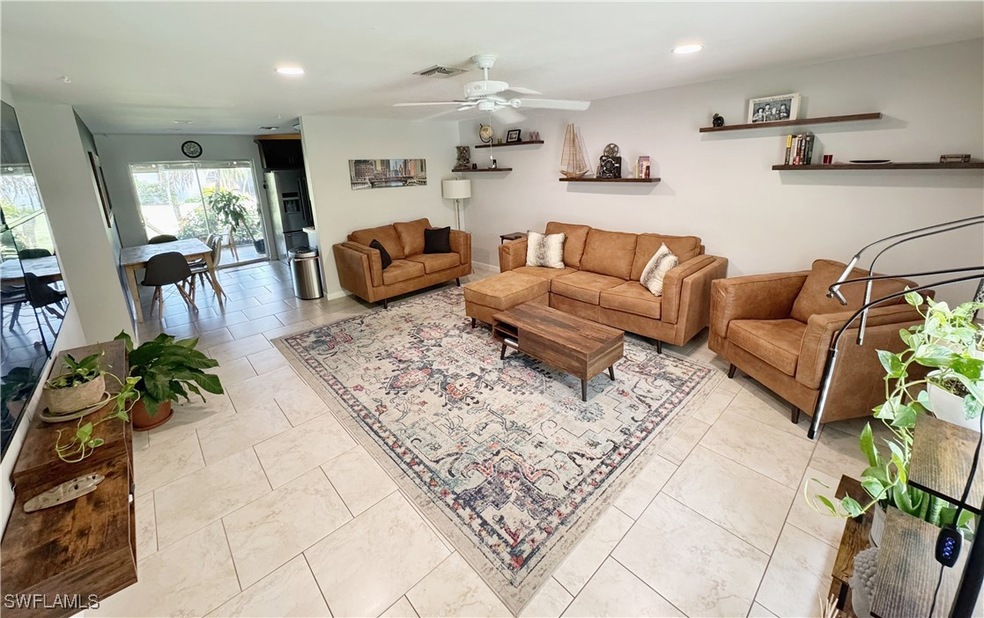 171 Crown Dr unit 10, Naples, FL 34110 - photo 1