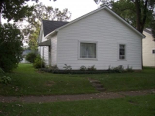 943 W High St, Portland, IN 47371 - photo 1