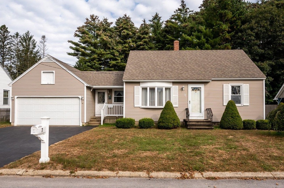 7 Cranbrook Ln, Dover, NH 03820 - photo 1