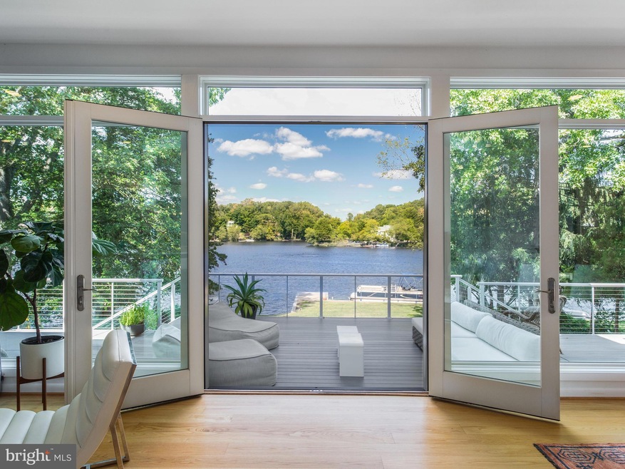 6208 Lakeview Dr, Falls Church, VA 22041 - photo 1