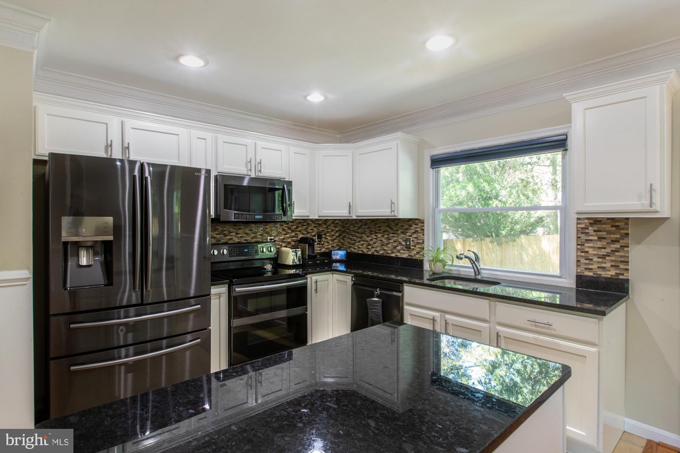 3254 Peace Valley Ln, Falls Church, VA 22044 - photo 1