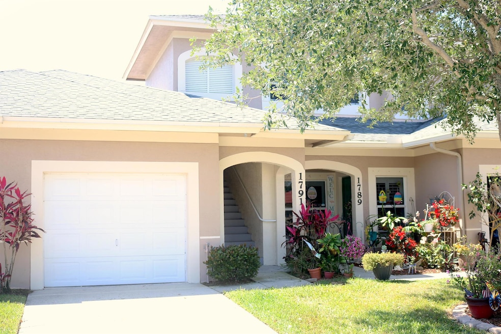 1791 Lakefront D1 Blvd unit 1, Fort Pierce, FL 34982 - photo 1