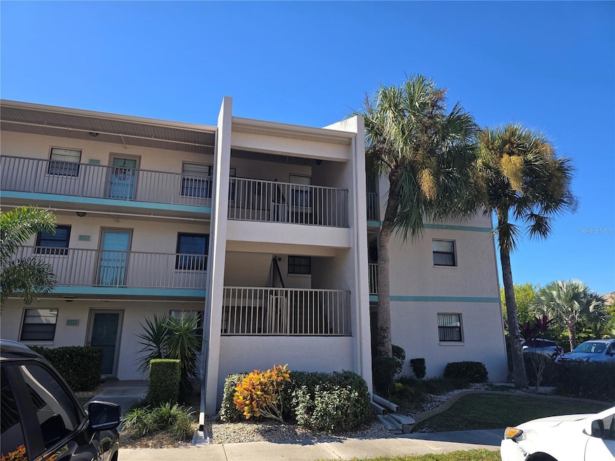 175 Kings Hwy unit C8, Punta Gorda, FL 33983 - photo 1