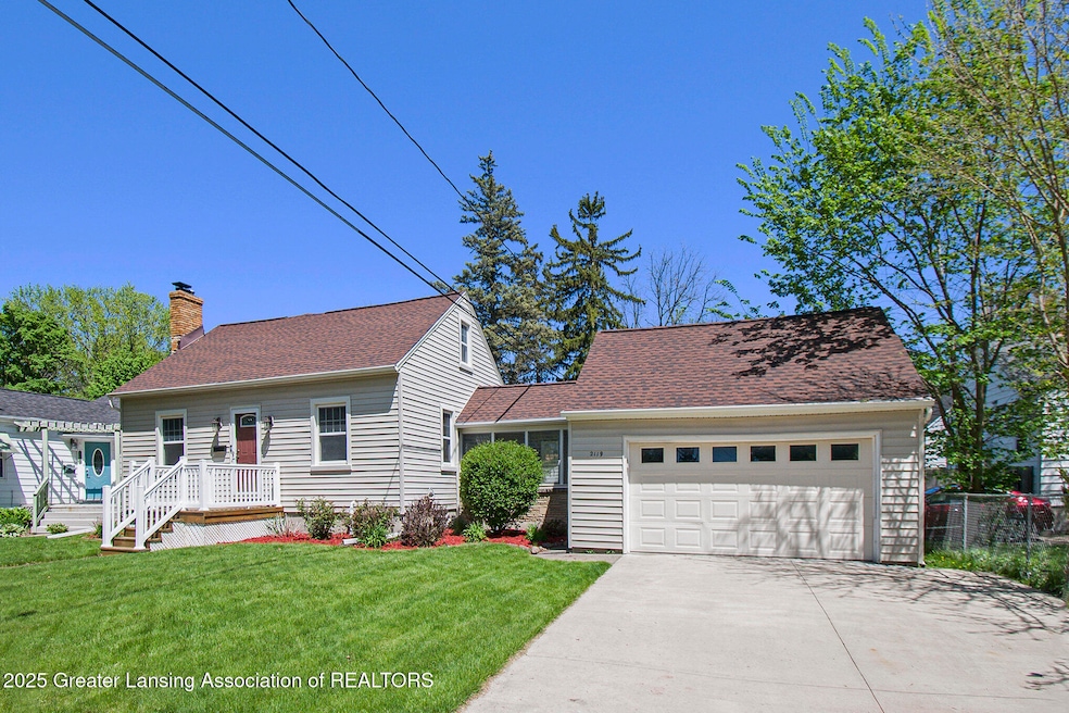 2119 Grant St. Front