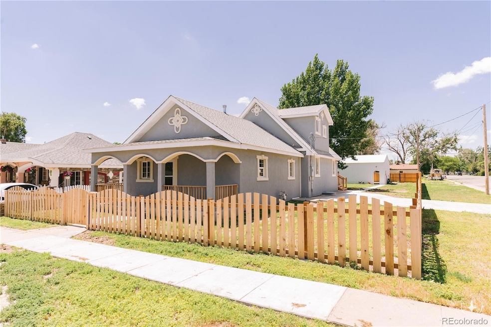 927 Meeker St, Fort Morgan, CO 80701 - photo 1