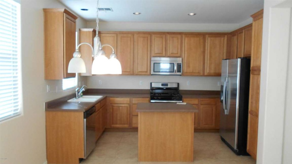 1215 E Julian Dr, Gilbert, AZ 85295 - photo 1