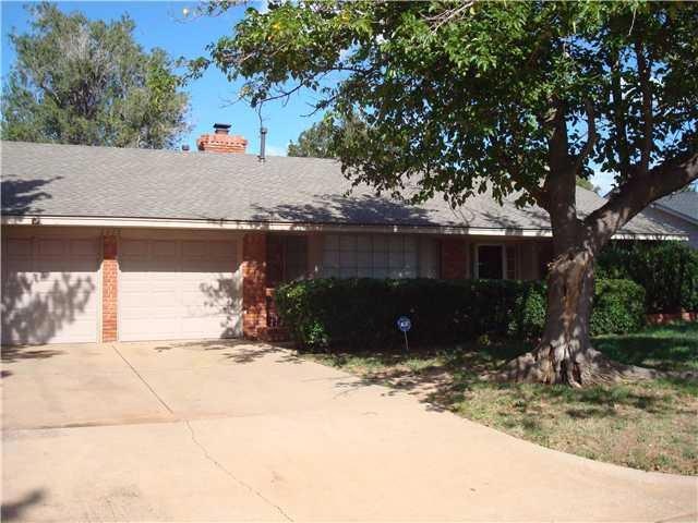2529 NW 118th St, Oklahoma City, OK 73120 - photo 1