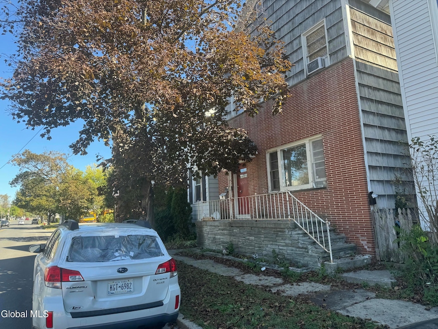 832 5th Ave, Troy, NY 12182 - photo 1