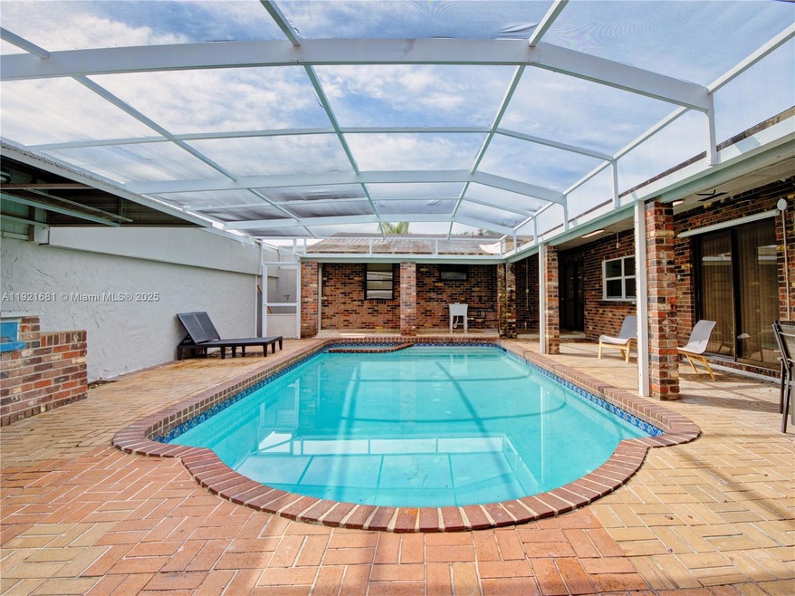 2703 Adams St, Hollywood, FL 33020 - photo 1