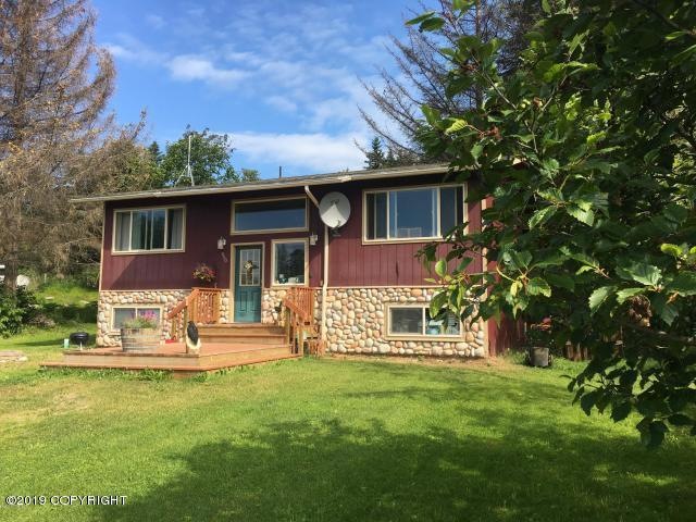 Big deck and inviting entrance
