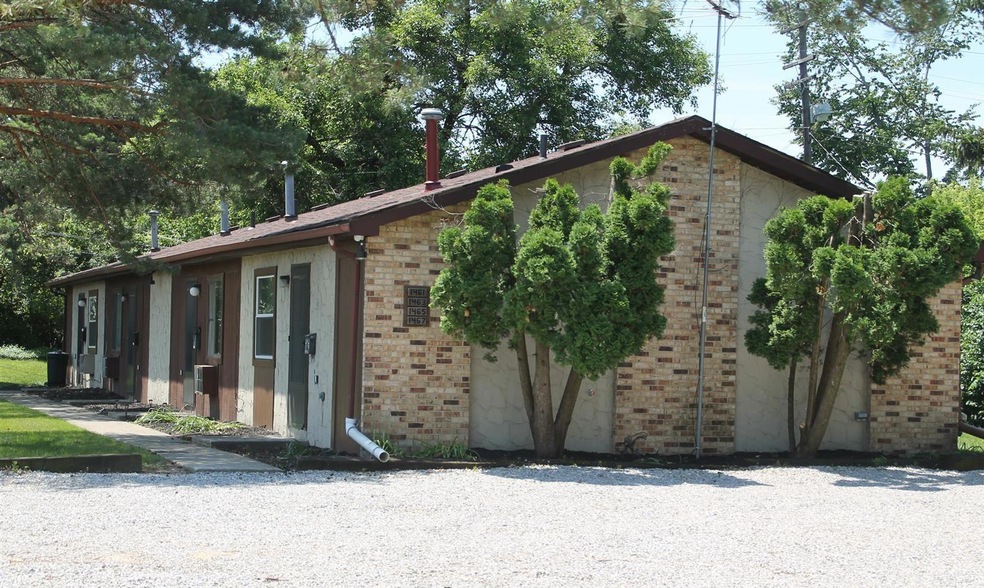 1461 Chesapeake Ave, Columbus, OH 43212 - photo 1