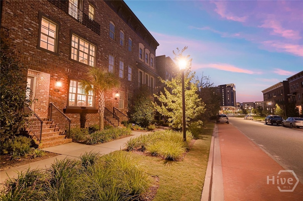 453 Port St, Savannah, GA 31401 - photo 1