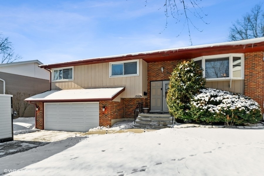 17102 Magnolia Dr, Hazel Crest, IL 60429 - photo 1