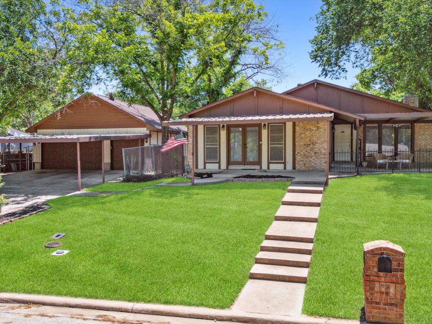 837 Rumfield Rd, Fort Worth, TX 76108 - photo 1