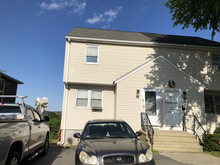 33A Queen St, Worcester, MA 01610 - photo 1