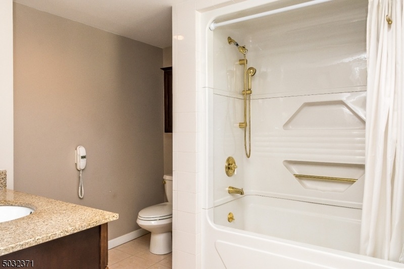 40 Orchard St, Bloomingdale, NJ 07403 - photo 1