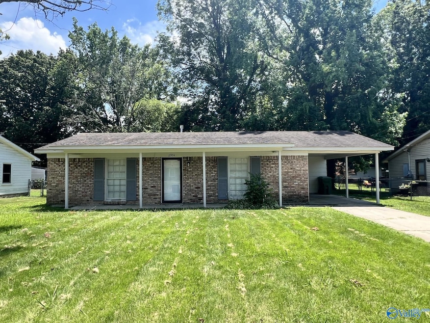 2904 Alametos St SW, Huntsville, AL 35805 - photo 1