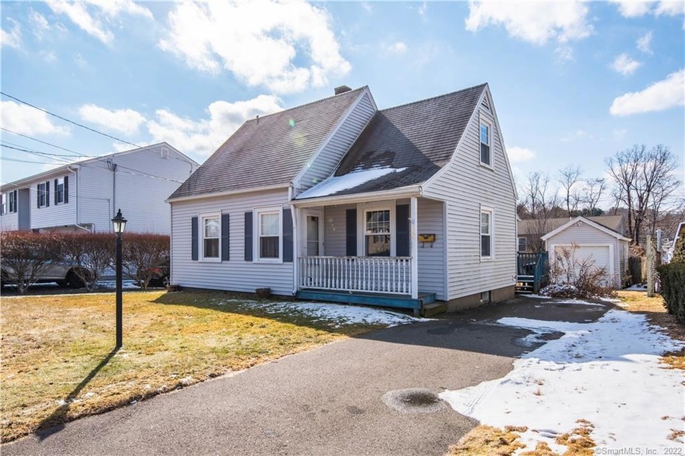 18 Everett St, New Britain, CT 06052 - photo 1