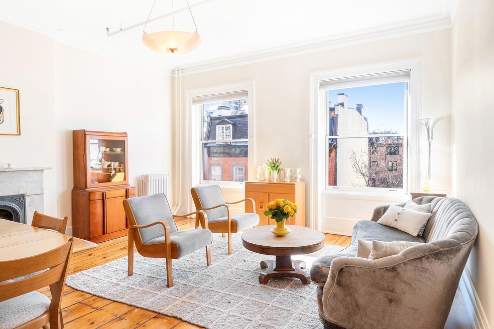 Sold $2,295,000 • Co-Listing Agent