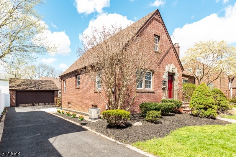 141 Edgar St, Carteret, NJ 07008 - photo 1