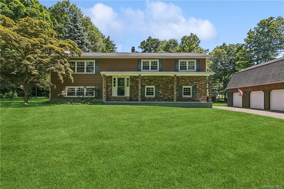 110 Canopus Hollow Rd, Putnam Valley, NY 10579 - photo 1