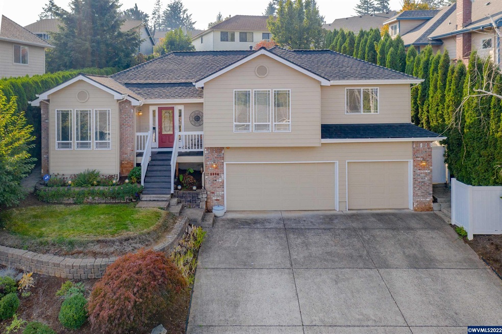 Sold $520,000 • Co-Listing Agent