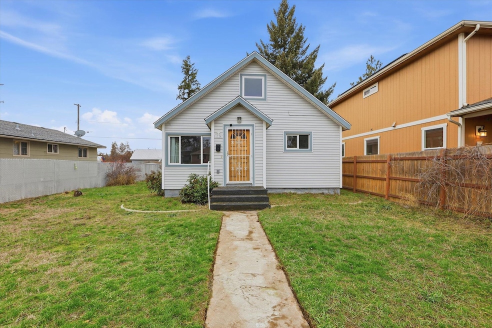 1324 E Joseph Ave, Spokane, WA 99208 - photo 1