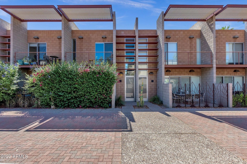 4-web-or-mls-325-e-palm-ln-103