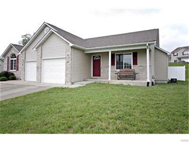 1809 Oak Knoll Dr, Farmington, MO 63640 - photo 1