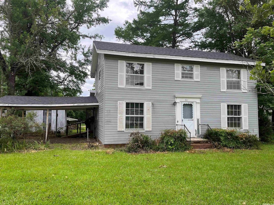 601 E Maple St, Gurdon, AR 71743 - photo 1