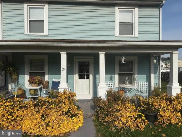 27 Henrietta St, Lewistown, PA 17044 - photo 1