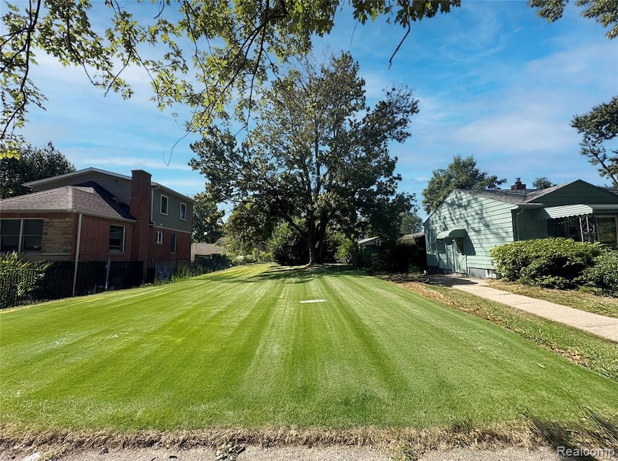 0 W Evelyn Ave unit 20251032726, Hazel Park, MI 48030 - photo 1