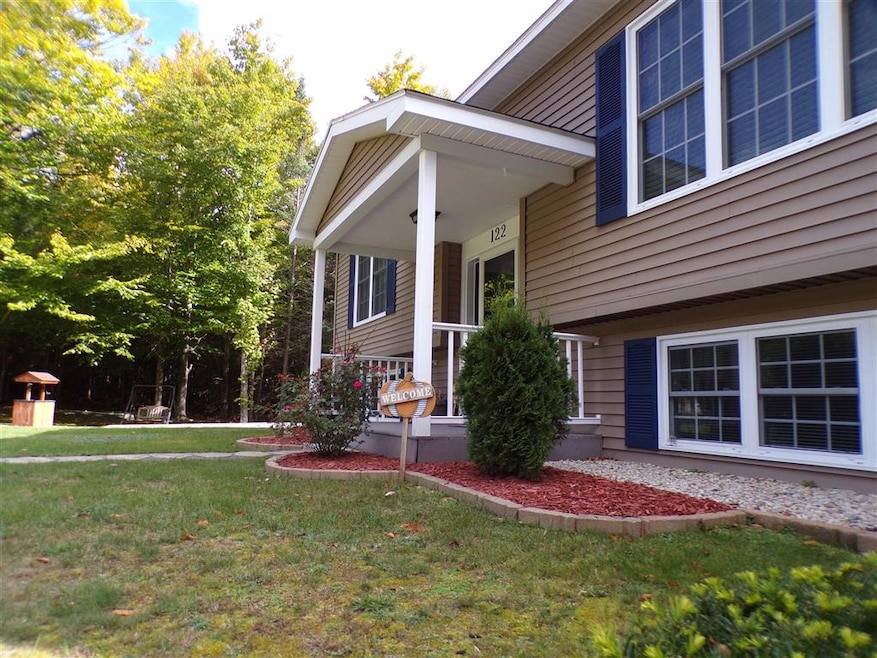 122 Raycrest Dr, Randolph, NH 03593 - photo 1