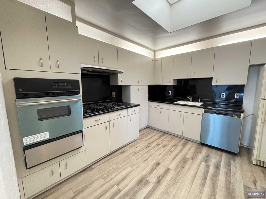 775 Aurora Ave unit 2, Cliffside Park, NJ 07010 - photo 1