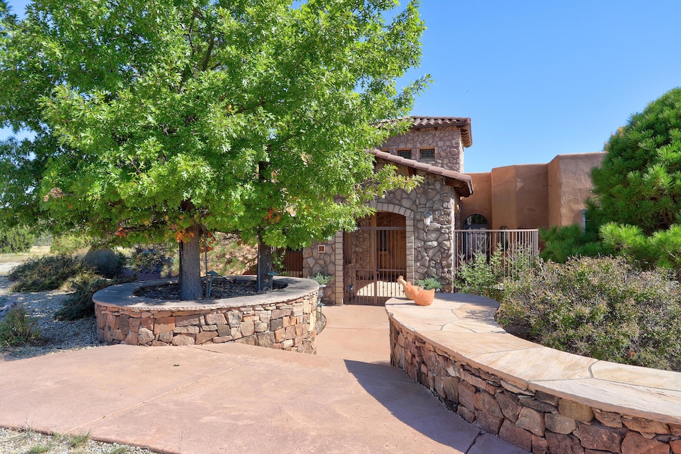 33 Via Entrada, Sandia Park, NM 87047 - photo 1