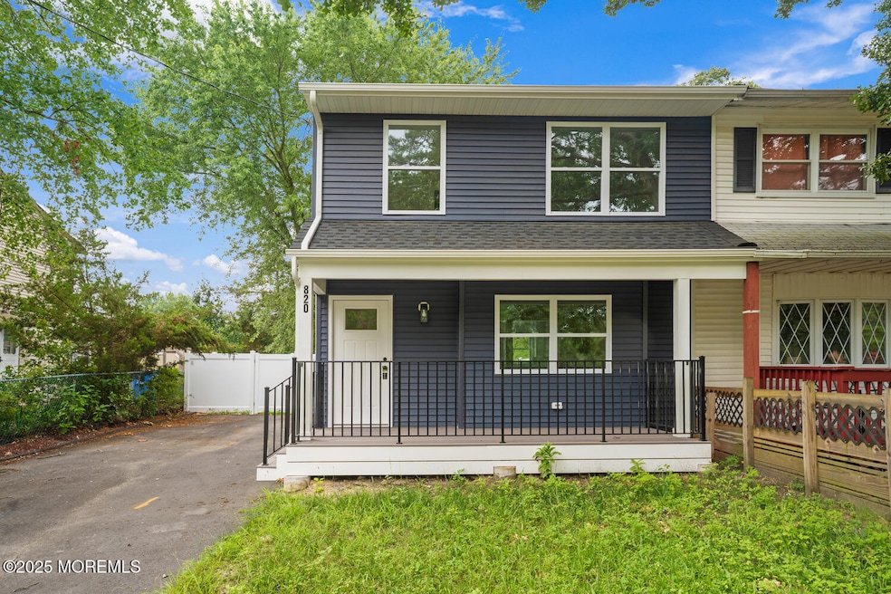 820 Maple St Lakehurst NJ-large-002-005-