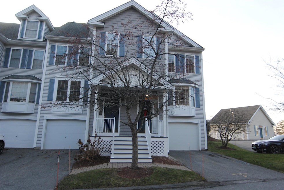 29 Georgetown Dr, Nashua, NH 03062 - photo 1