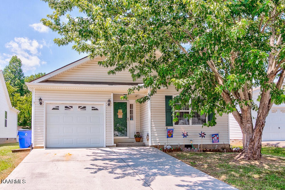 Sold $305,000