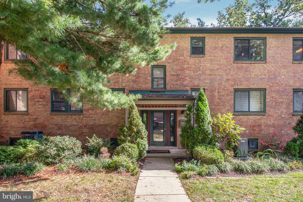 105 Paladin Dr, Wilmington, DE 19802 - photo 1