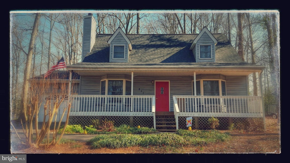 211 Confederate Cir, Locust Grove, VA 22508 - photo 1