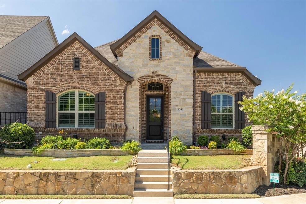 8300 Odell St, North Richland Hills, TX 76182 - photo 1