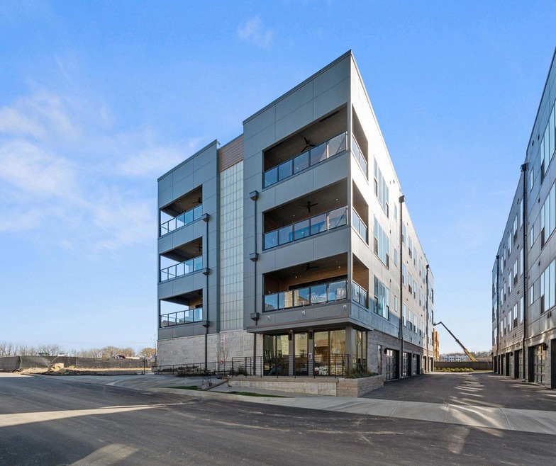 2879 Kobuk Dr (Exterior)-1