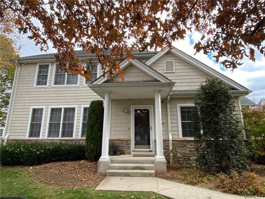 1900 Half Moon Bay Dr, Croton On Hudson, NY 10520 - photo 1