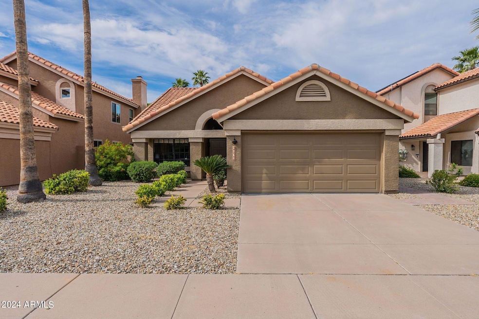 2-web-or-mls-Ivanhoe-HD-2