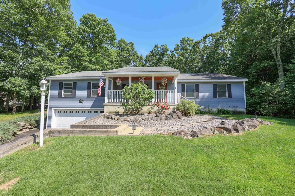 2 Huckins Dr, Newmarket, NH 03857 - photo 1